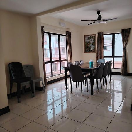 Town Condo - Marina Court Kota Kinabalu Dış mekan fotoğraf