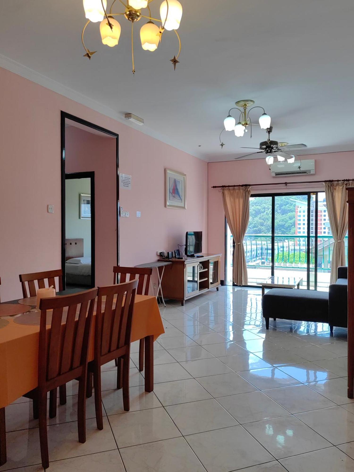 Town Condo - Marina Court Kota Kinabalu Dış mekan fotoğraf