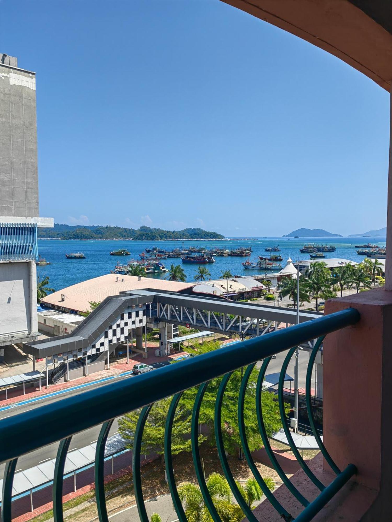Town Condo - Marina Court Kota Kinabalu Dış mekan fotoğraf